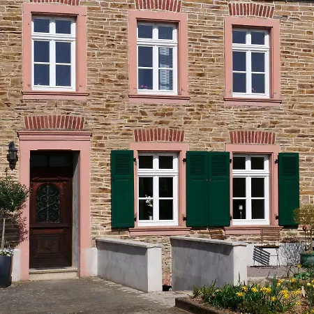 Altes Loerscher Winzerhaus Holiday home Mehring (Rhineland-Palatinate)