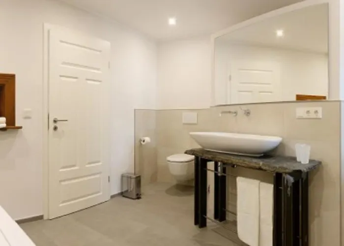 בית נופש Altes Loerscher Winzerhaus *